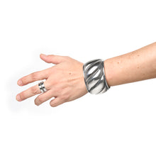画像をギャラリービューアに読み込む, BANGLE 900
